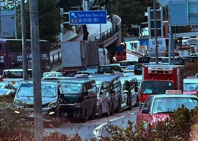 小路出大路被撞，對方不認錯？香港法律保障你權益